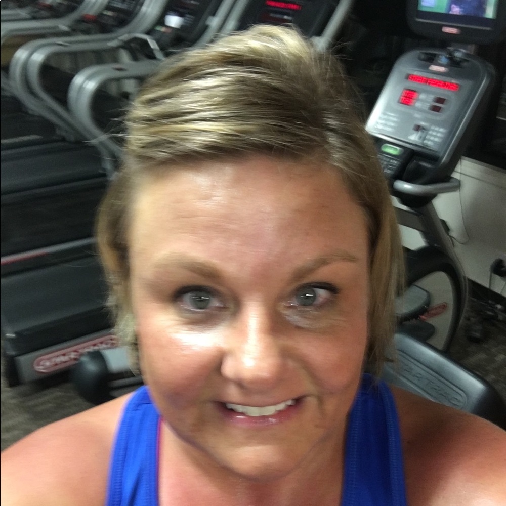 Meet your Posher, Kelley